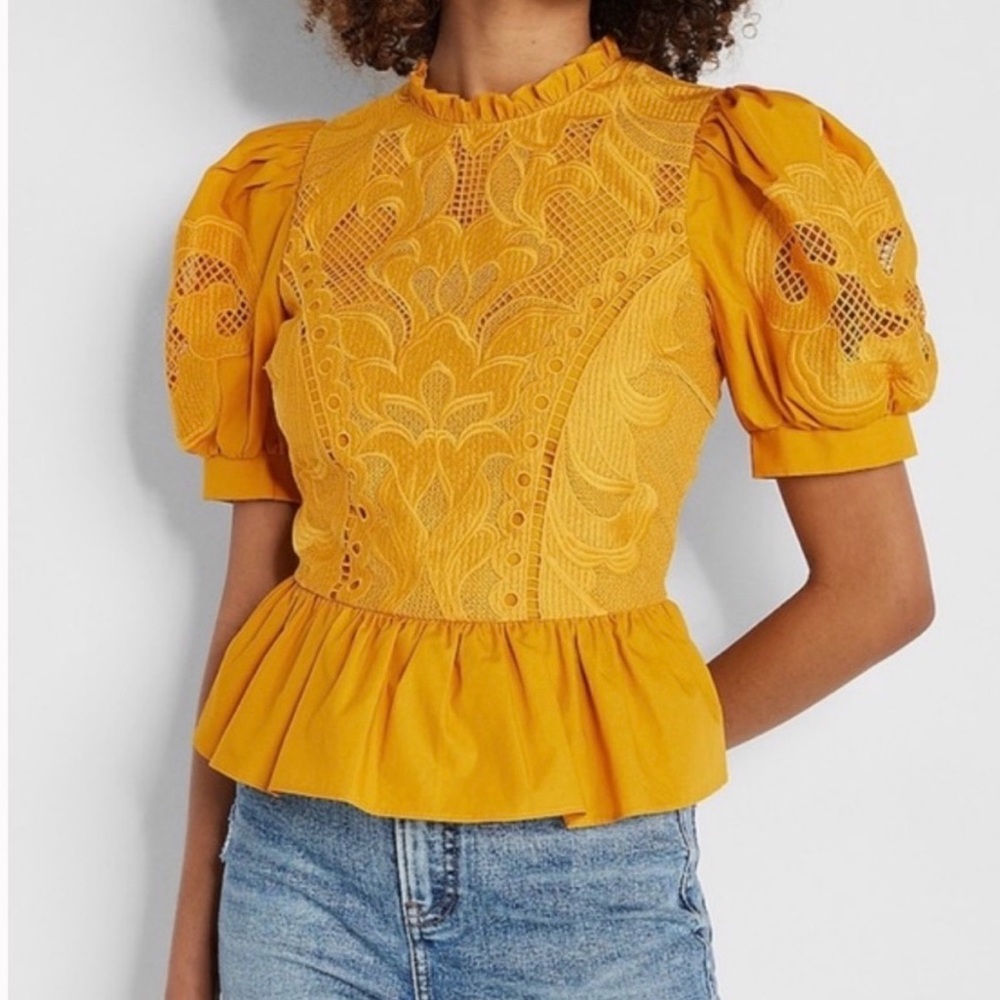 EXPRESS YELLOW CROCHET LACE PUFF SLEEVE PEPLUM TOP SIZE XS